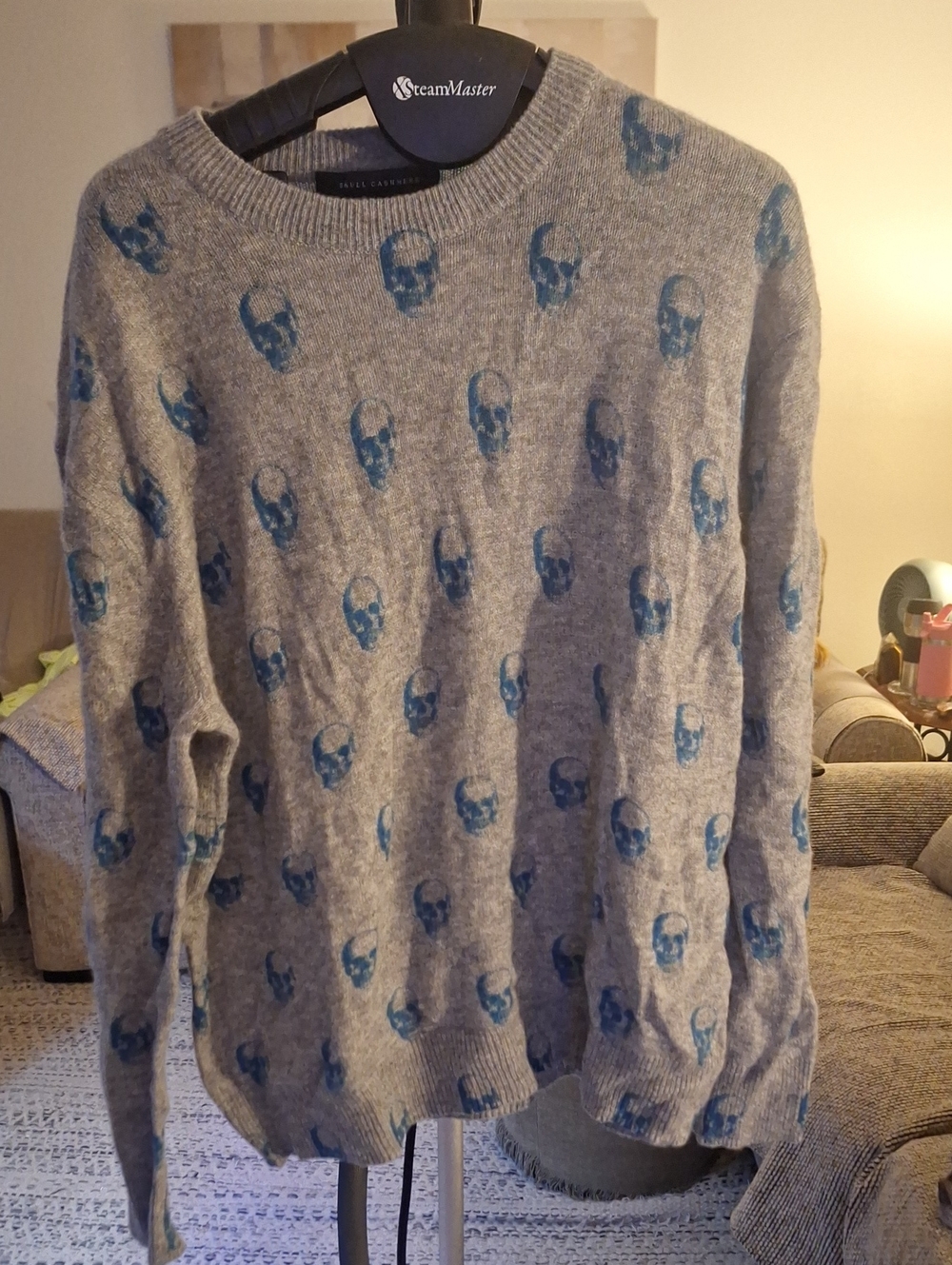 Skull Cashmere Gray Crewneck with Blue Skull Motif